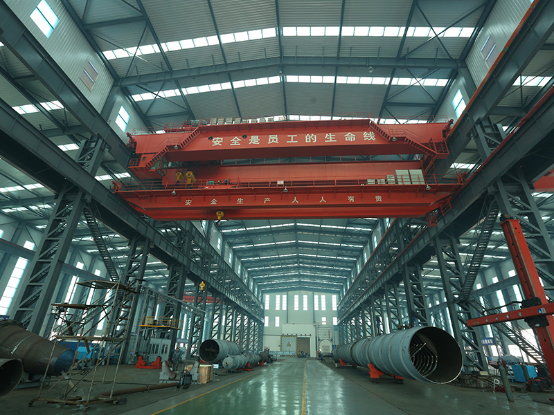 200TAerial crane