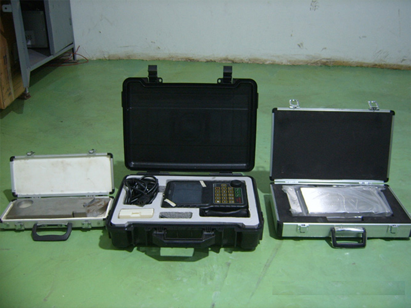 Digital ultrasonic flaw detector